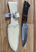 Load image into Gallery viewer, Hunting Knife with Honey Comb Handle
